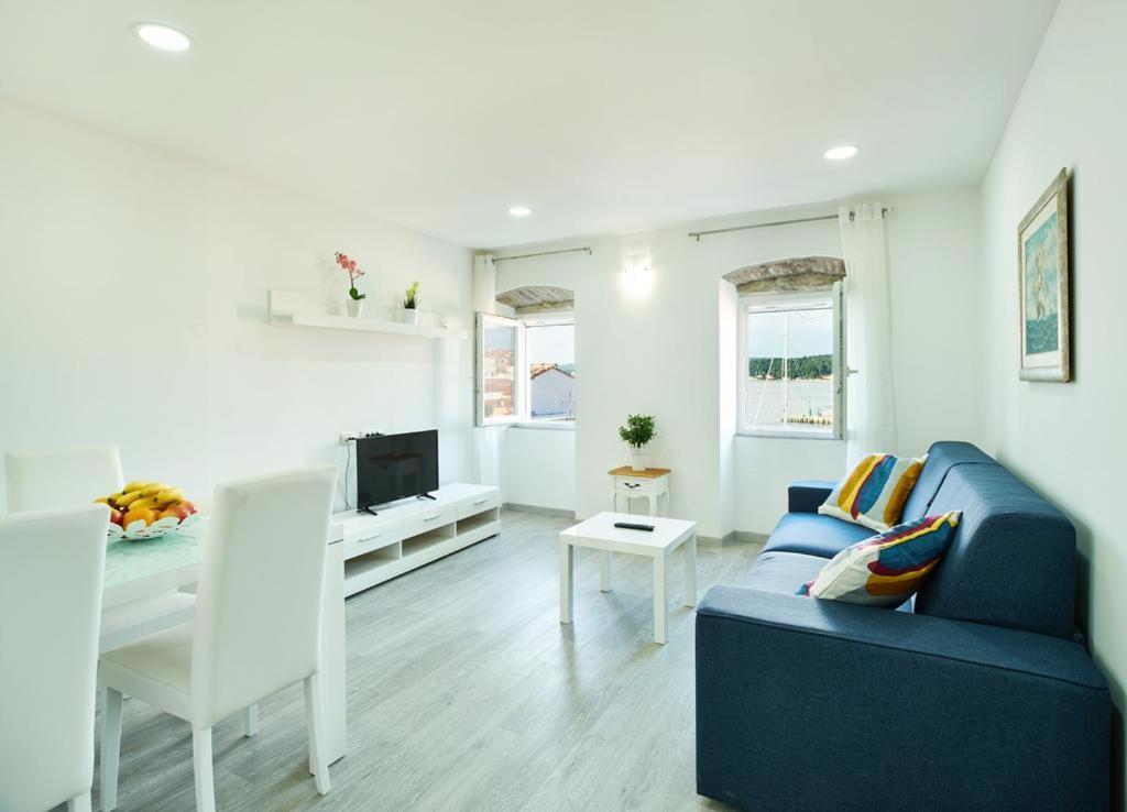 Roviv Apartments In The Old Town By Irundo Rovinj Exterior foto